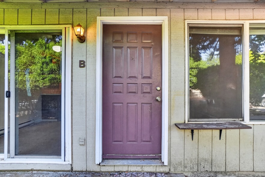 More Photos Of 19109-19123 SE Yamhill St, Gresham Apartments For Sale