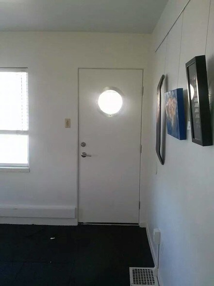 More Photos Of 2834 Highland Dr, Salt Lake City Office For Sale