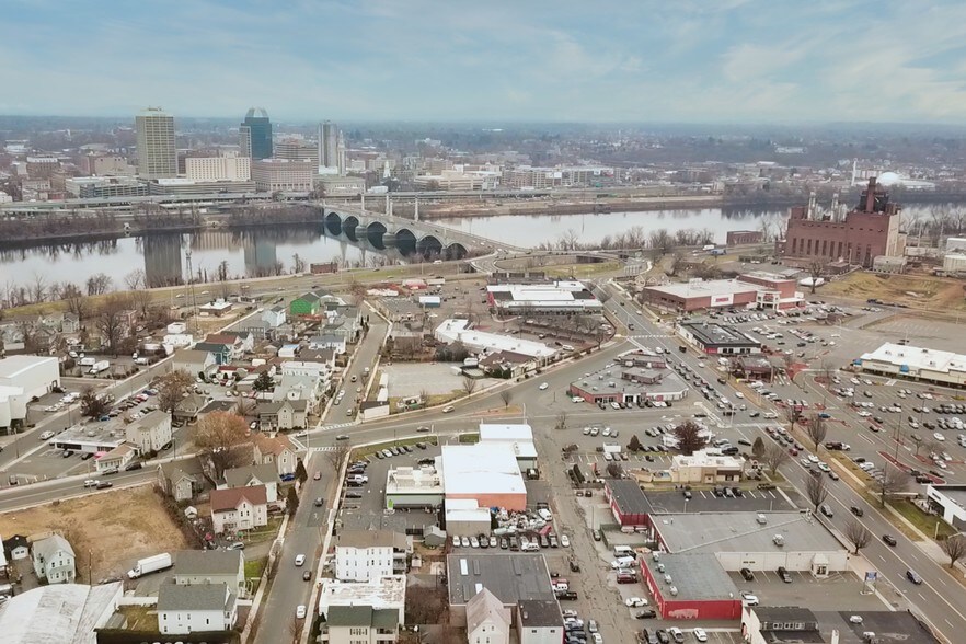 More Photos Of 1105 Main St, West Springfield Restaurant For Sale