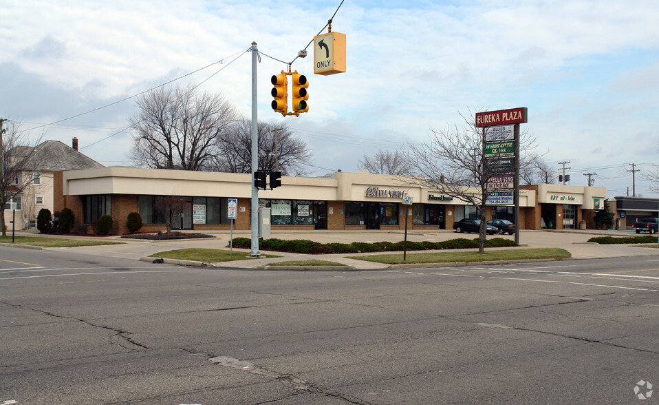 Primary Photo Of 330-364 Eureka Ave, Wyandotte Unknown For Lease