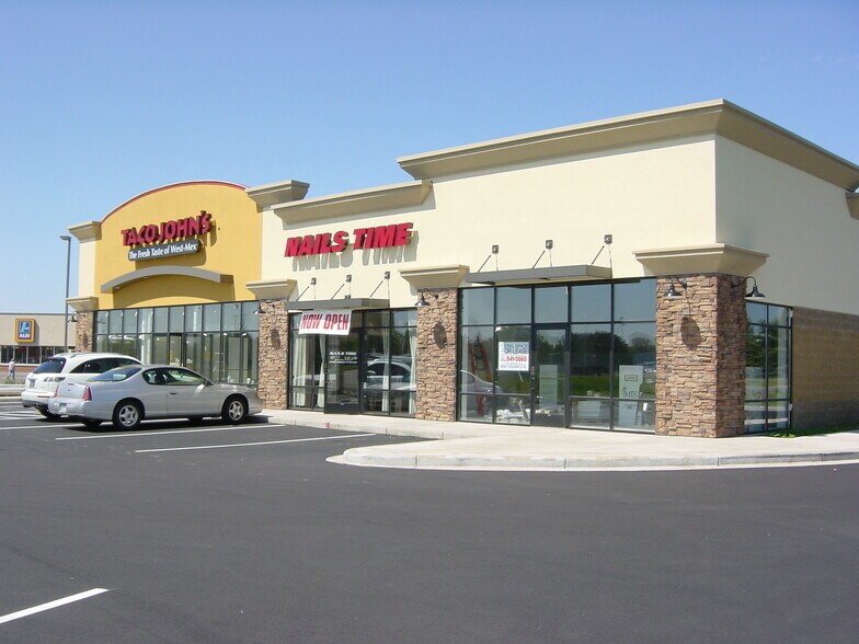 More Photos Of 3038 Commercial Blvd, Chippewa Falls Storefront Retail Office For Lease