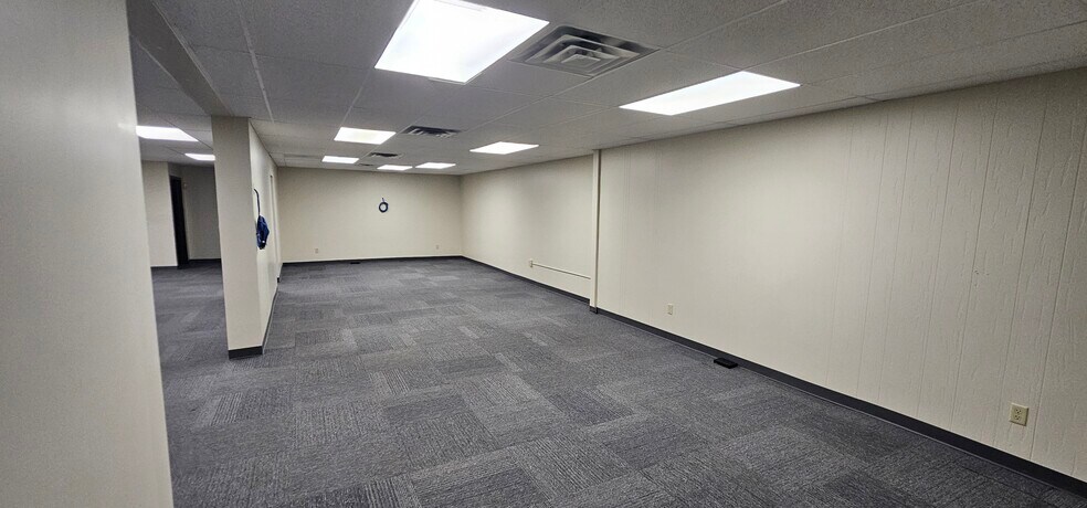More Photos Of 5255-5261 Hohman Ave, Hammond Office For Lease