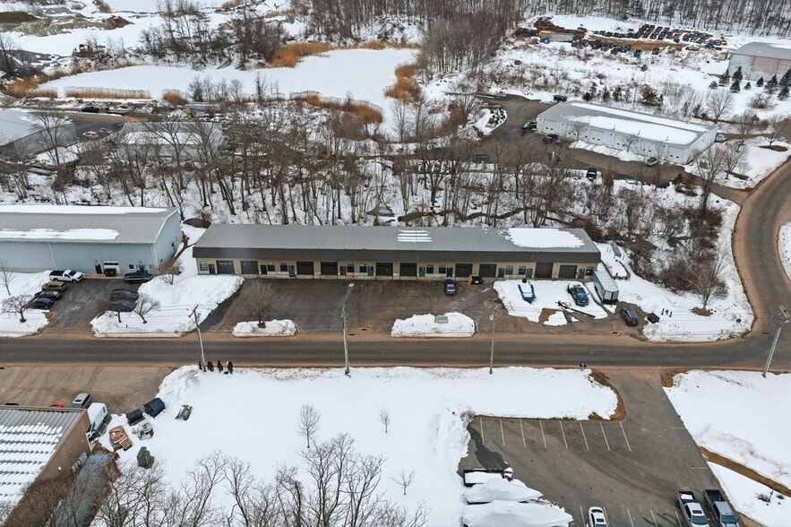 More Photos Of 900 Industrial Park Rd, Deep River Manufacturing For Sale