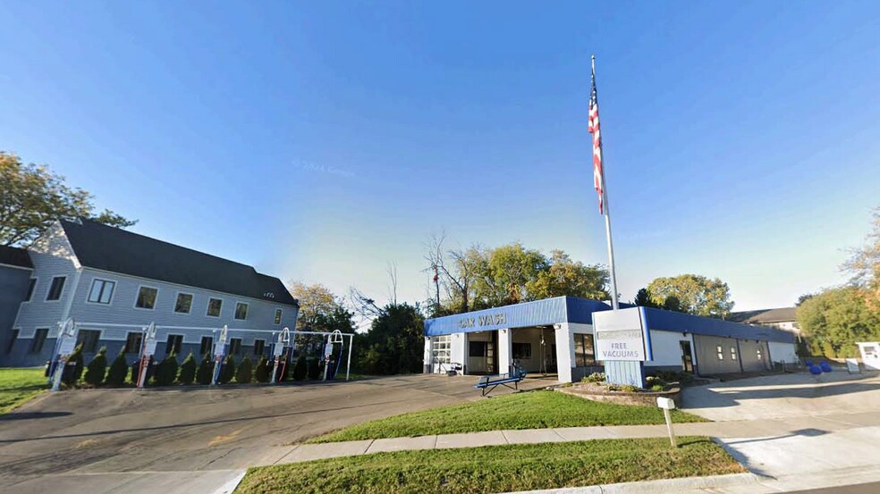 More Photos Of 255 Chateau Dr, Grafton Carwash For Sale