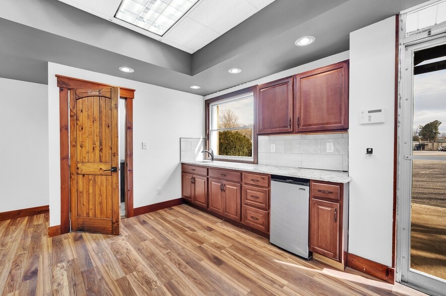 More Photos Of 105 Rock Barn Rd NE, Conover Flex For Sale