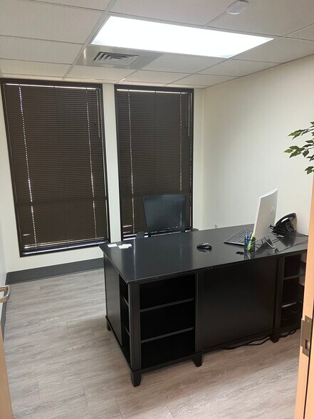 More Photos Of 6685 Merchants Way, Morrow Medical For Lease