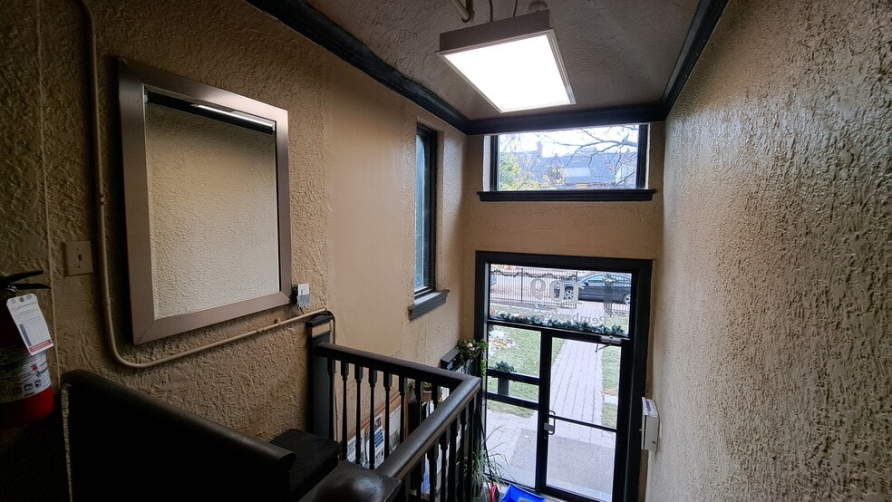 More Photos Of 109 Pembroke St, Toronto Apartments For Sale