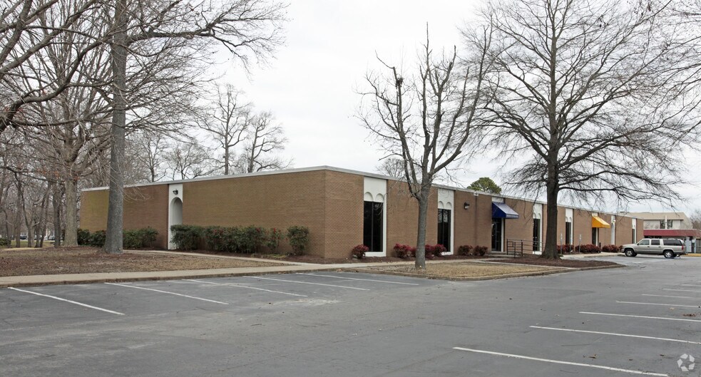 More Photos Of 6387 Center Dr, Norfolk Unknown For Lease