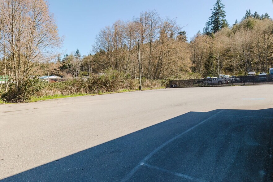 More Photos Of 3649 Frontage Rd, Port Orchard Office For Lease