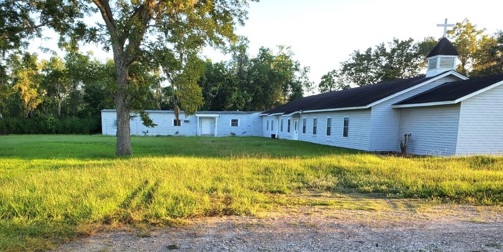 More Photos Of 3922 County Road 353, Brazoria Religious Facility For Sale
