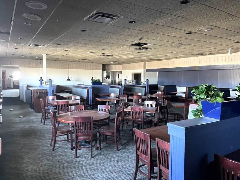 More Photos Of 3909 Sunset Dr, San Angelo Restaurant For Lease