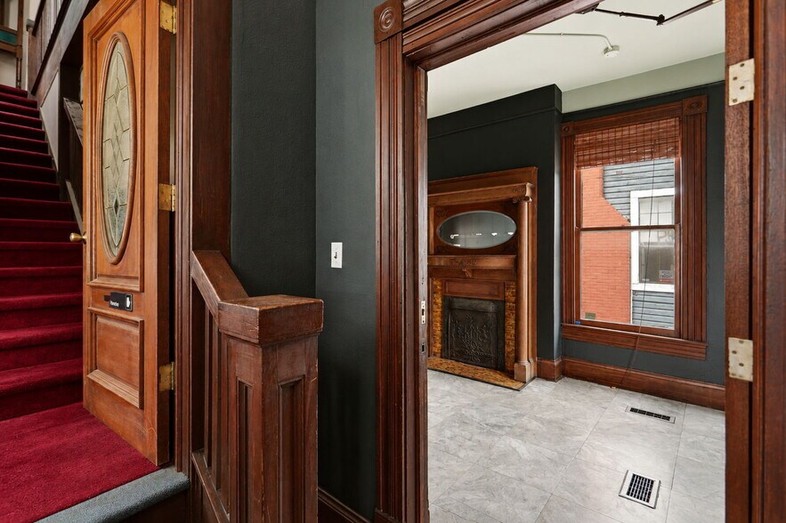 More Photos Of 318 Martinez St, San Antonio Storefront Retail Office For Lease