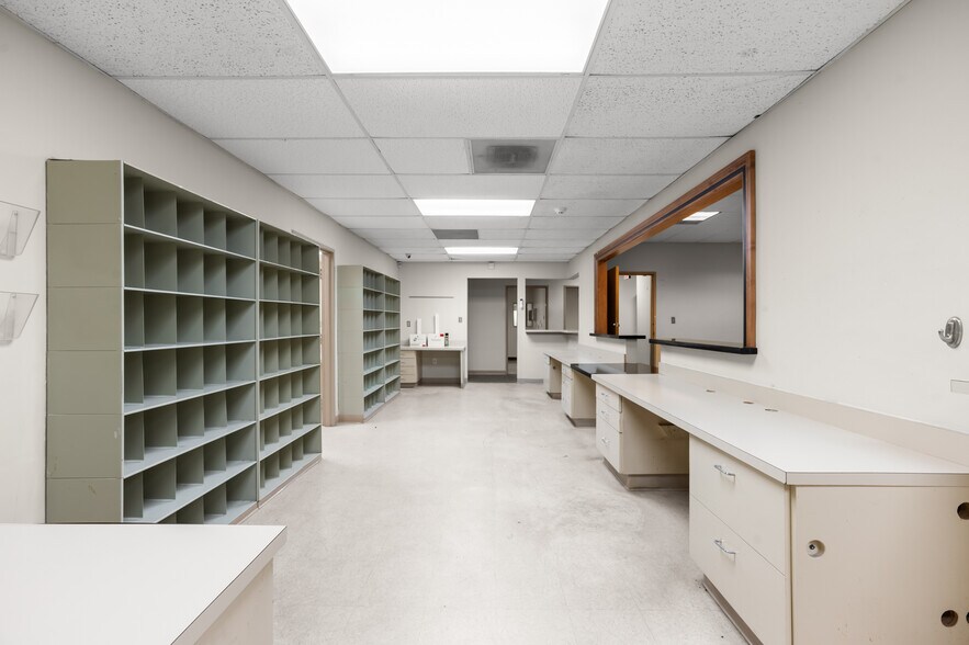 More Photos Of 13414 Medical Complex Dr, Tomball Medical For Sale