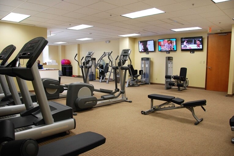 More Photos Of 5950 fairview Rd, Charlotte Office For Lease