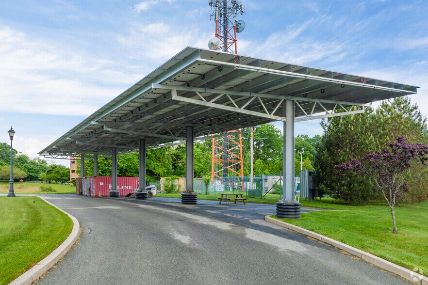 More Photos Of 640 George Washington Hwy, Lincoln Unknown For Sale