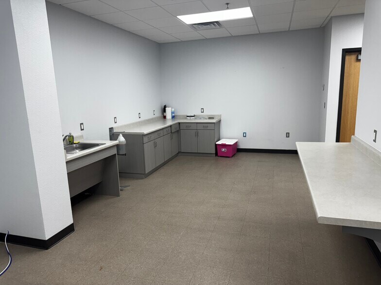 More Photos Of 4701 Avenida Divisadero, Santa Teresa Office For Lease