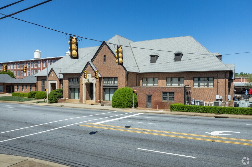 Primary Photo Of 1800 Drayton Rd, Spartanburg Storefront Retail Office For Lease