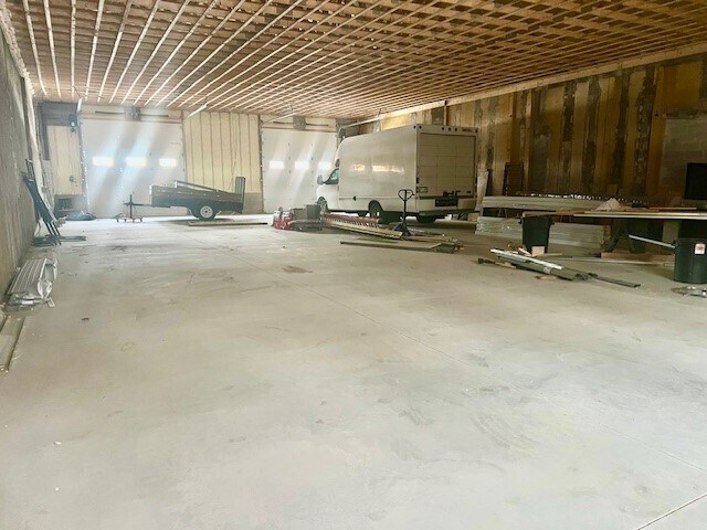 More Photos Of 76 Lake St, Nashua Industrial For Lease