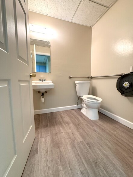 More Photos Of 170 S Barfield Hwy, Pahokee Medical For Lease