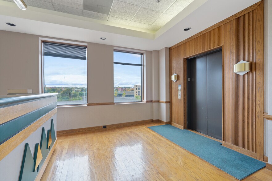 More Photos Of 344 W Genesee St, Syracuse Loft Creative Space For Lease