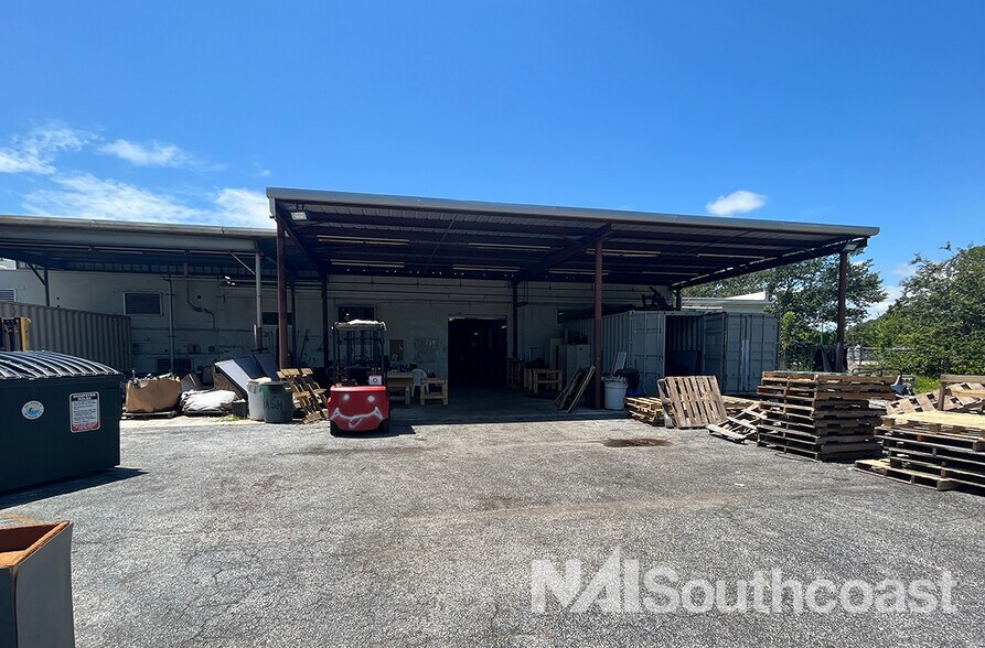 More Photos Of 2610 Orange Ave, Fort Pierce Warehouse For Lease