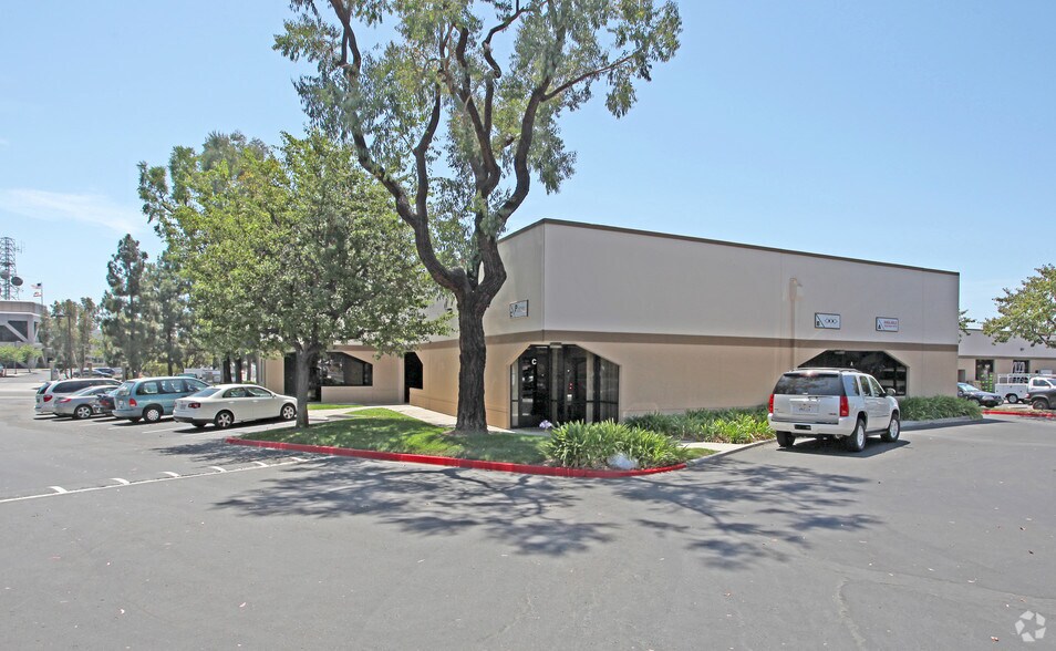 More Photos Of 7330 Opportunity Rd, San Diego Manufacturing For Lease