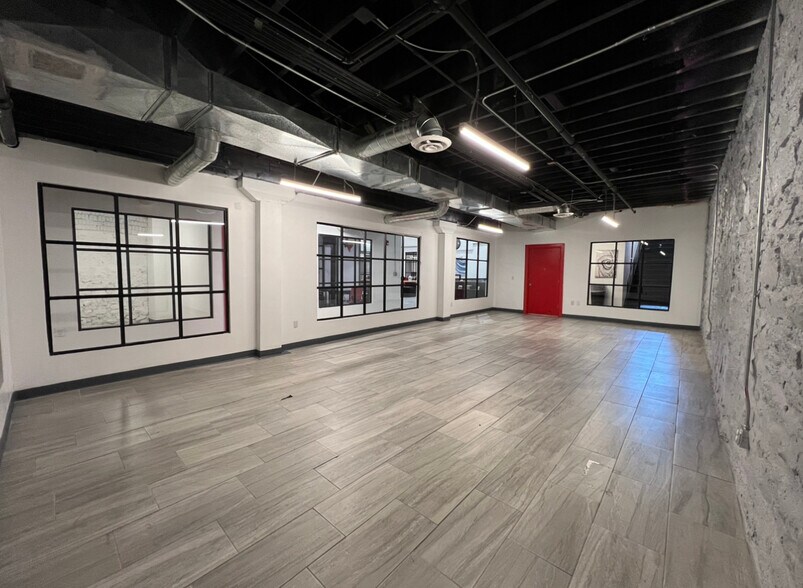 More Photos Of 522 W San Francisco Ave, El Paso Coworking Space