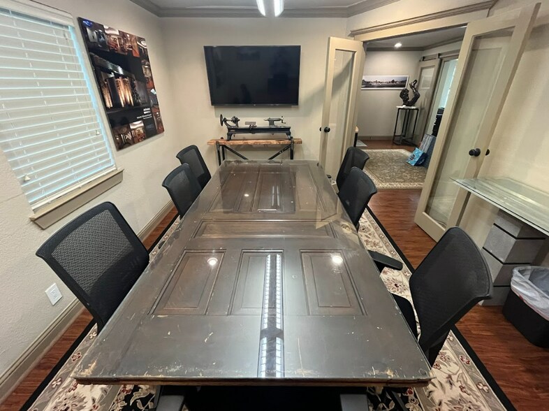 More Photos Of 2015 Bauer Dr, Houston Light Manufacturing For Lease