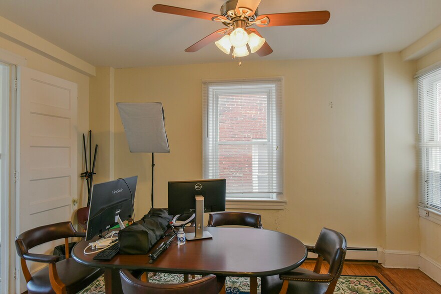 More Photos Of 29 W Franklin St, Hagerstown Apartments For Sale