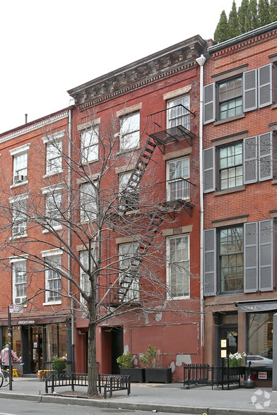 Primary Photo Of 432 Hudson St, New York Storefront Retail Residential For Sale