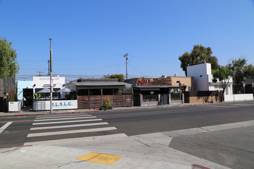 More Photos Of 523 Rose Ave, Venice Restaurant For Lease
