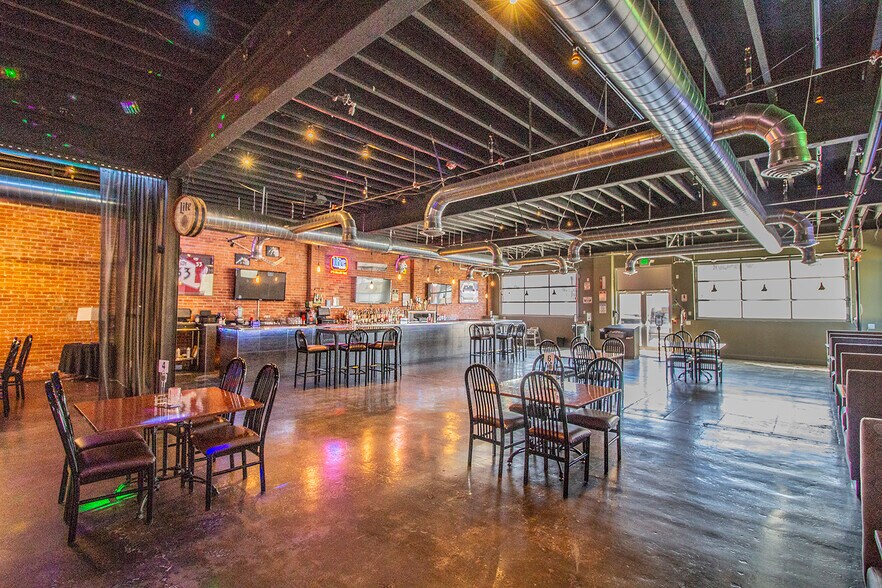 More Photos Of 231 E Main St, Trinidad Bar For Sale