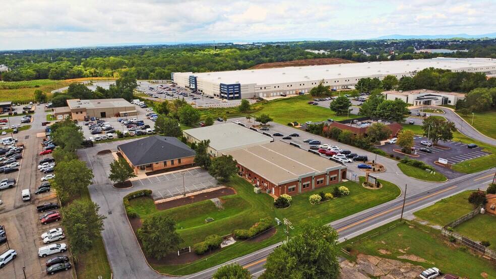 More Photos Of 1825-1829 Howell Rd, Hagerstown Office For Sale