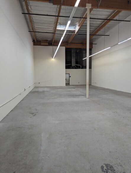 More Photos Of 1500 Mariner Dr, Oxnard Warehouse For Lease