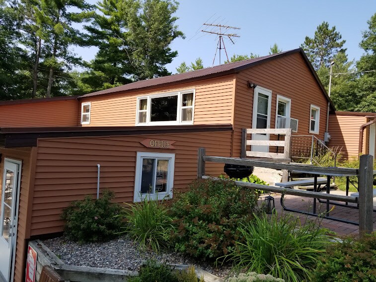 More Photos Of W4249 Pine Pointe Ln, Tomahawk Trailer Camper Park For Sale