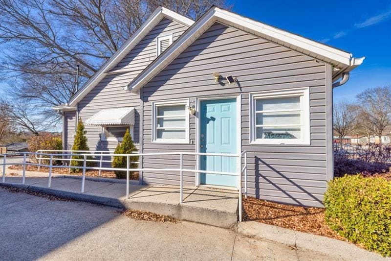 More Photos Of 449 S Hill St, Buford Office For Sale
