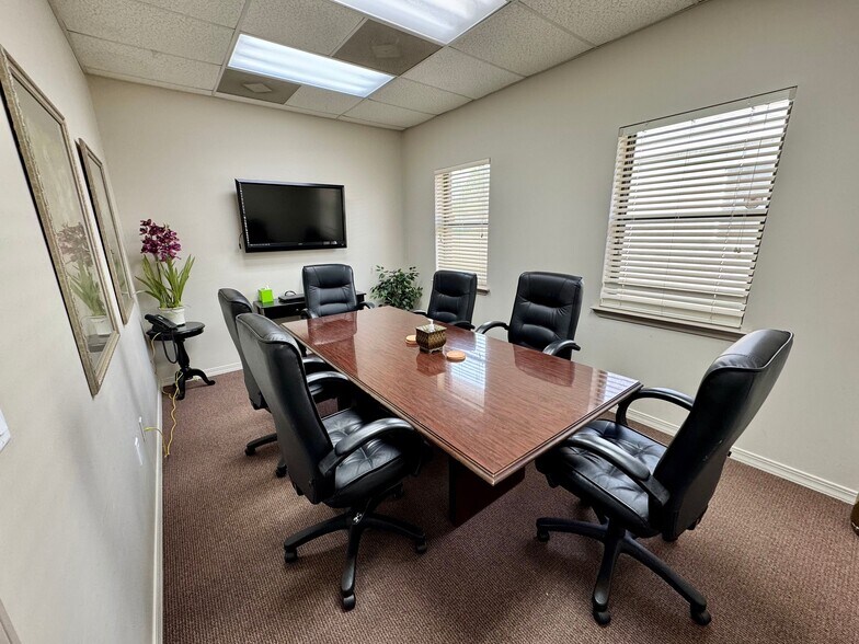 More Photos Of 6272 Dupont Station Ct, Jacksonville Office For Sale