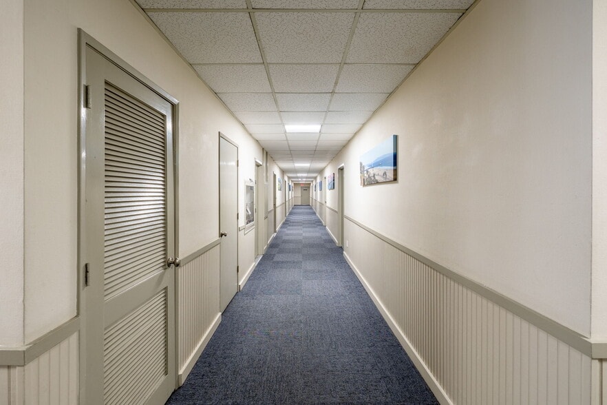 More Photos Of 827 Deep Valley Dr, Rolling Hills Estates Medical For Sale