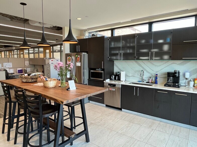 More Photos Of 2380 Health Dr SW, Wyoming Freestanding For Lease