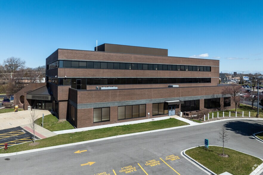 More Photos Of 9400 S Cicero Ave, Oak Lawn Medical For Sale
