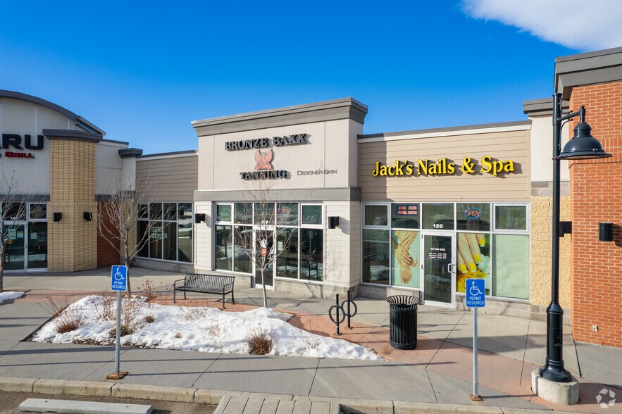 More Photos Of 20 Mckenzie Towne Ave SE, Calgary Unknown For Lease