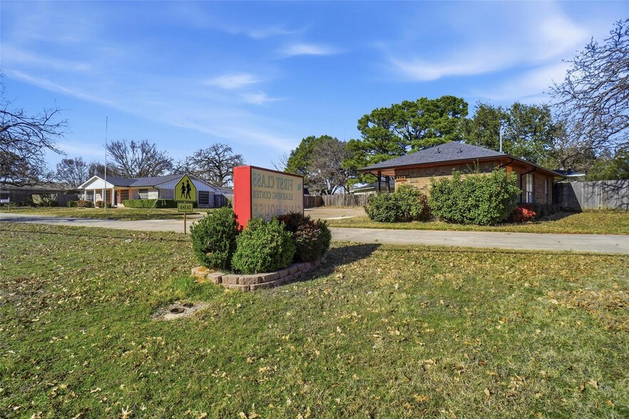 More Photos Of 2105-2107 W Shady Grove Rd, Irving Daycare Center For Sale