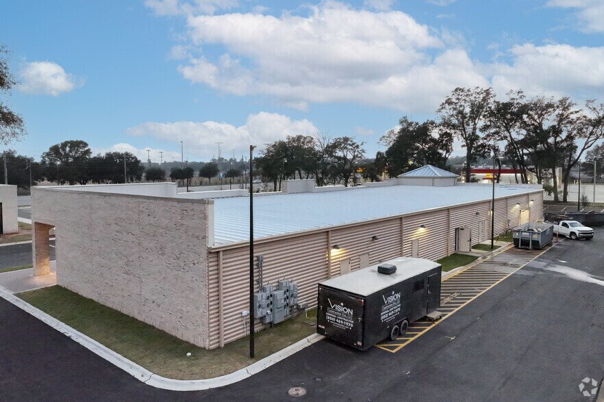 More Photos Of 620 E Nine Mile Rd, Pensacola Unknown For Lease