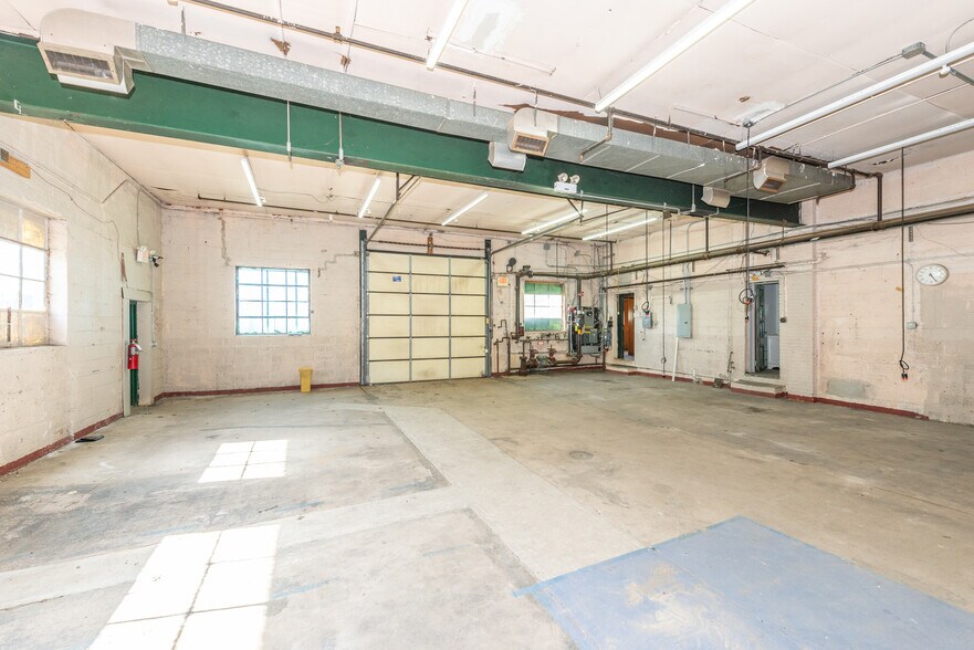 More Photos Of 158 Central Ave, Rochelle Park Industrial For Sale