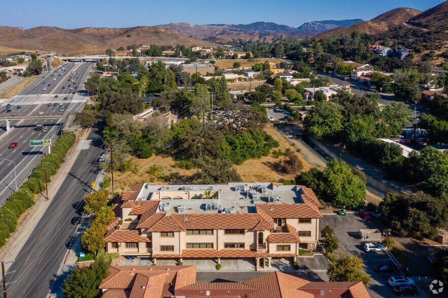More Photos Of 28348 Roadside Dr, Agoura Hills Office For Lease