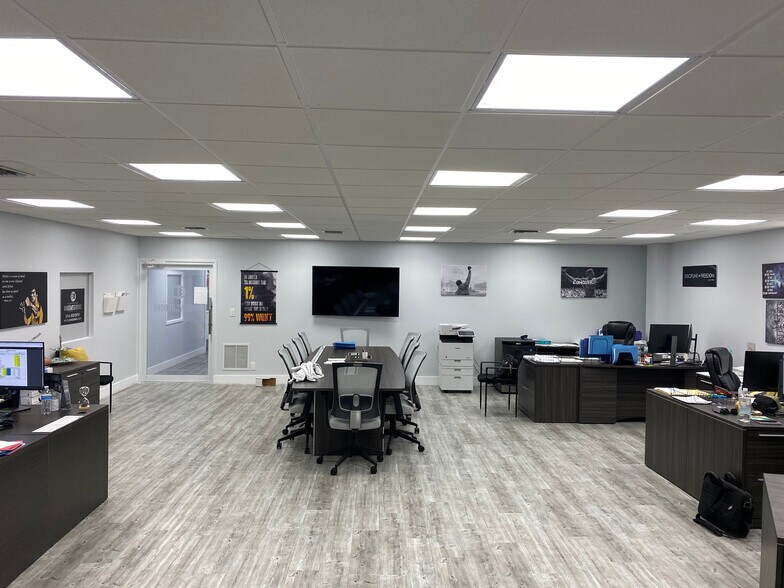 More Photos Of 2101 NW 33rd St, Pompano Beach Unknown For Lease