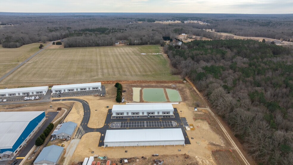 More Photos Of 8145 Pine Ridge Rd, Mechanicsville Flex For Lease