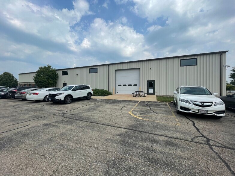 More Photos Of 380 Business Park Cir, Stoughton Warehouse For Lease