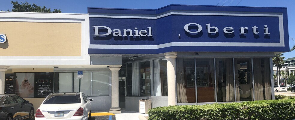 More Photos Of 2250 NE 163rd St, North Miami Beach General Retail For Lease