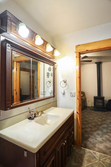 More Photos Of 16 N Main St, Payette Storefront Retail Residential For Sale